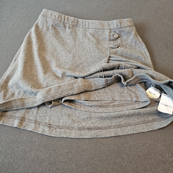 LandsEnd Girls Knit Above the knee skort, Uniform, Size 12, Grey - Picture 7 of 7